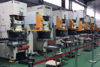 中板1米三合一送料機、獨立機械手